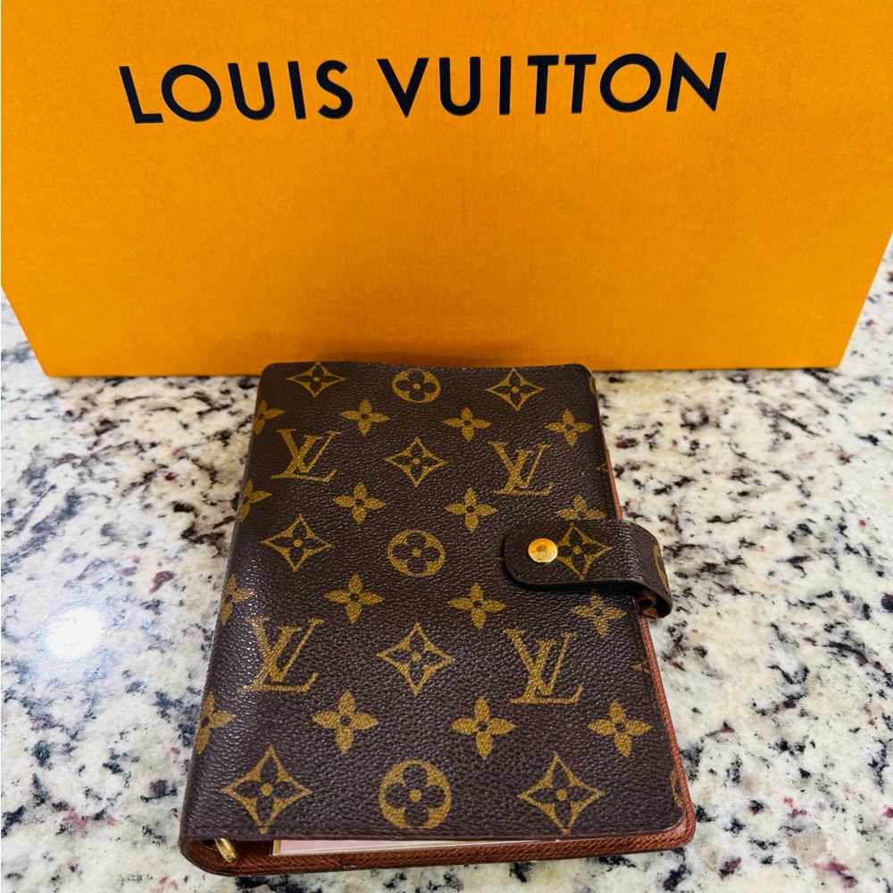 Louis Vuitton Monogram Agenda MM